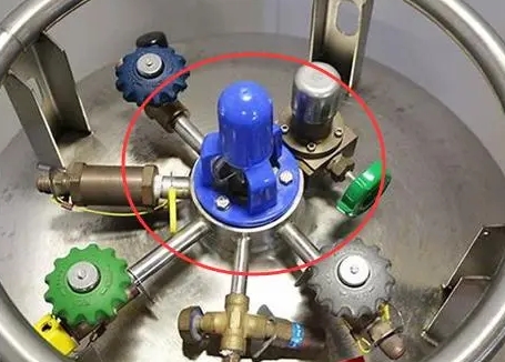 液氮補給罐 液氮補給罐